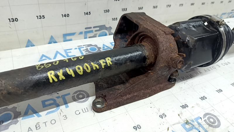 Привод полуось передняя правая Lexus RX400h 06-08 AWD, с кронштейном, ржавый