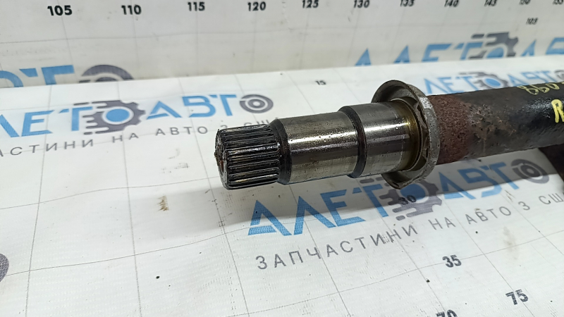 Привод полуось передняя правая Lexus RX400h 06-08 AWD, с кронштейном, ржавый