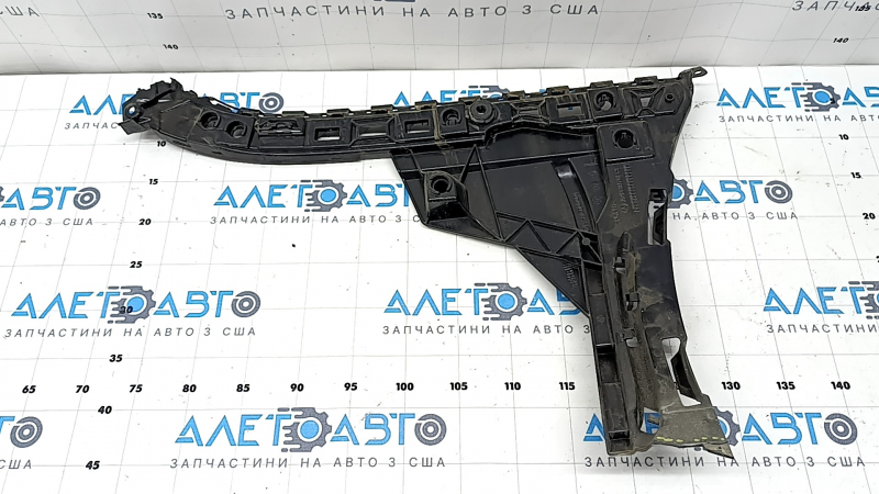Крепление заднего бампера левое Mercedes W213 E 17-20 сломано крепление, нет фрагмента
