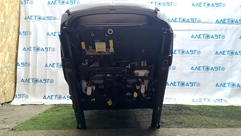 Водительское сиденье Kia EV6 22-24 с airbag, электрическое, подогрев, вентиляция, комбинированная кожа черная с серым, Gt-Line, царапины