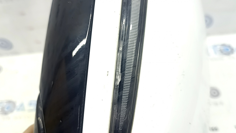 Дзеркало бічне праве у зборі Mercedes W213 E 17-23 8+8+2 пінів, поворотник, підігрів, підсвічування, BSM, біле, тріщини в поворотнику