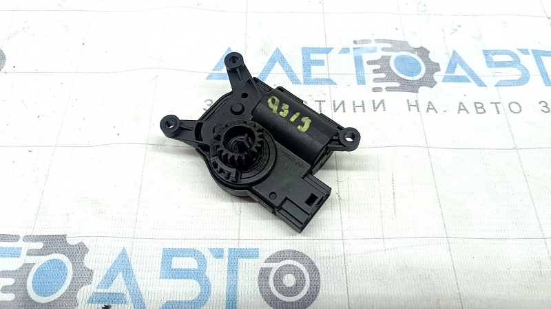 Актуатор моторчик привод печки Audi Q3 83A 19-25