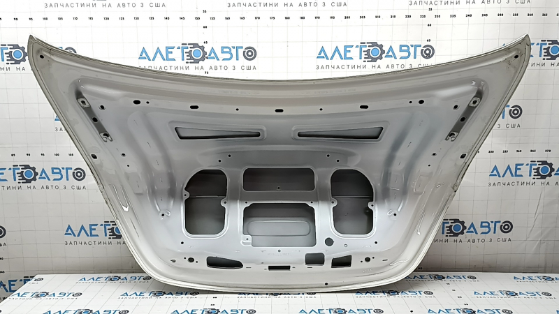 Крышка багажника Mercedes W213 E 17-20 алюминий, белый 149, тычка