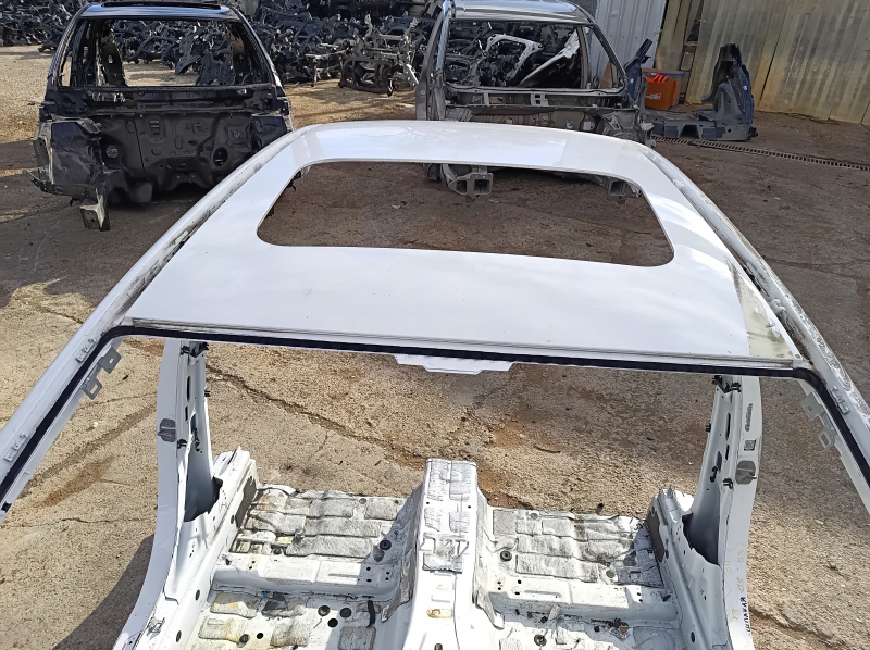 Крыша металл Mercedes W213 E 300/350 17-23 под люк, на кузове