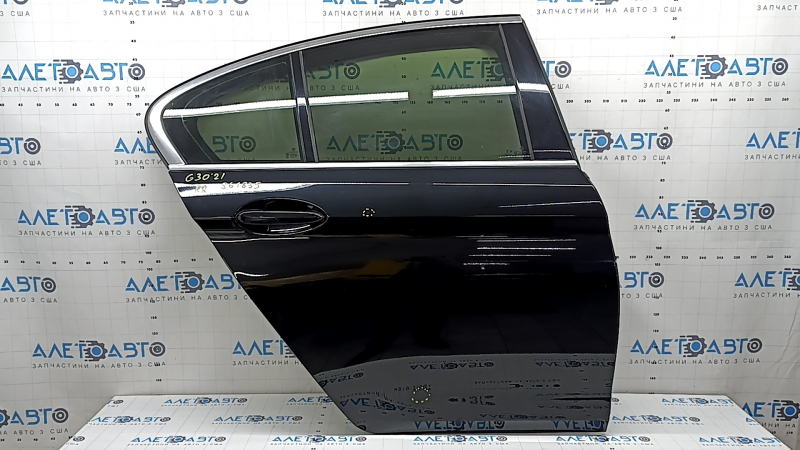 Задняя правая дверь BMW 5 G30 2017-2023, в хорошем состоянии без дефектов.