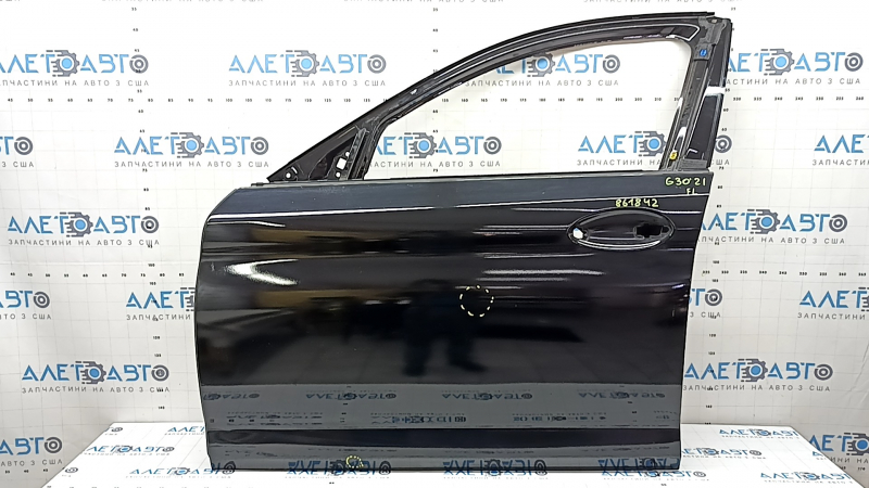 Дверь голая передняя левая BMW 5 G30 17-23 черный 668, после ремонта, вмятины, мусок под лаком