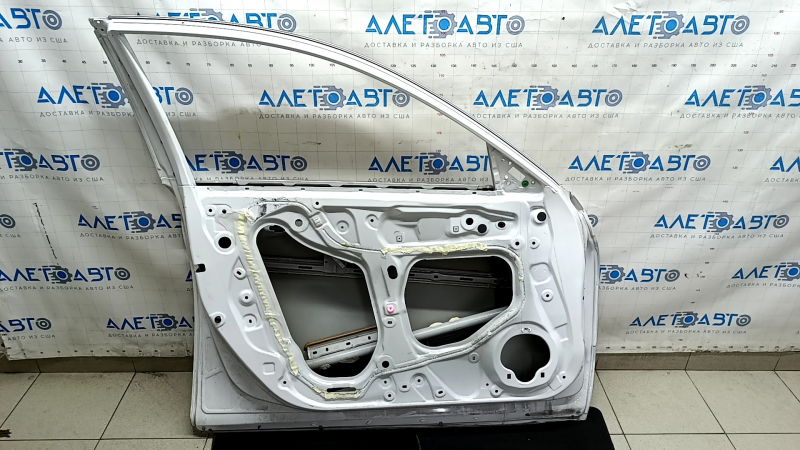 Дверь голая передняя левая Honda Accord 18-22 белый NH-883P, потерта
