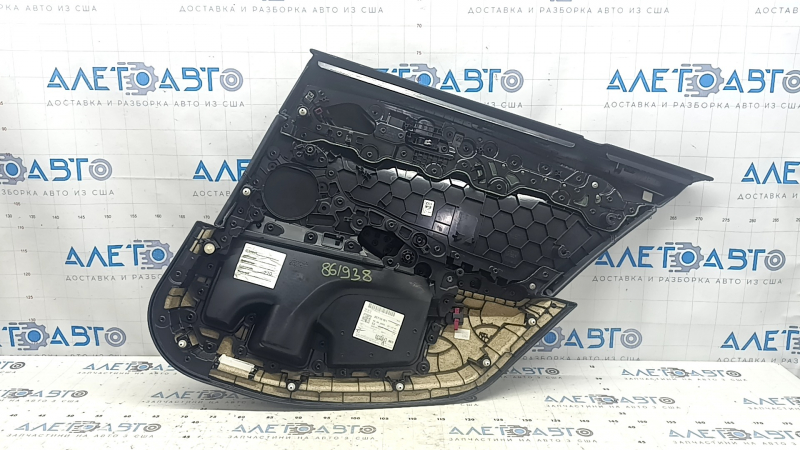 Обшивка дверей картка ззаду ліва в зборі BMW 5 G30 17-23 шкіра чорна, Sensatec, підлокітник та вставка шкіра чорна, молдинг під дерево глянець, з підсвічуванням, з ручкою, вм'ятина, надриви