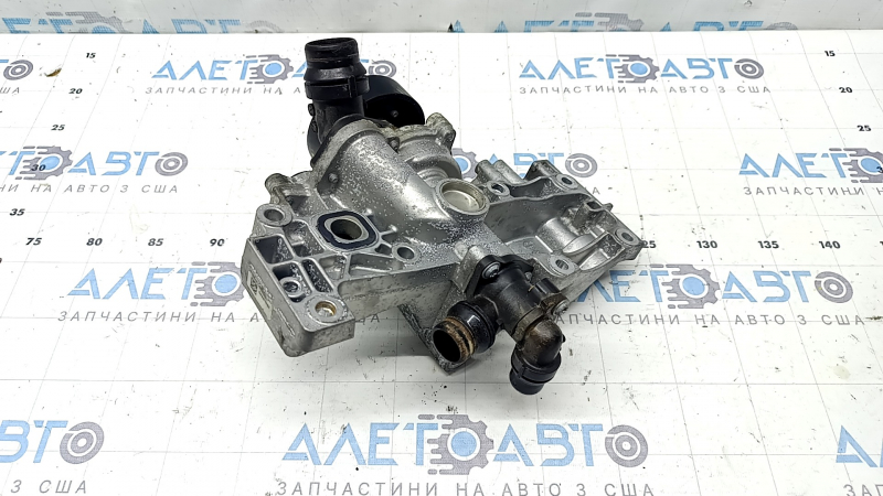 Помпа водяная с корпусом BMW 5 G30 20-23 2.0T