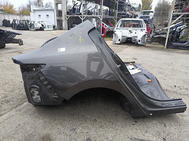 Четверть крыло задняя правая Mazda 3 19-26 4d, графит, на кузове, тычки, царапины