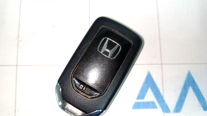 Ключ smart Honda Accord 21-22 hybrid 5 кнопок, тычки, потерт
