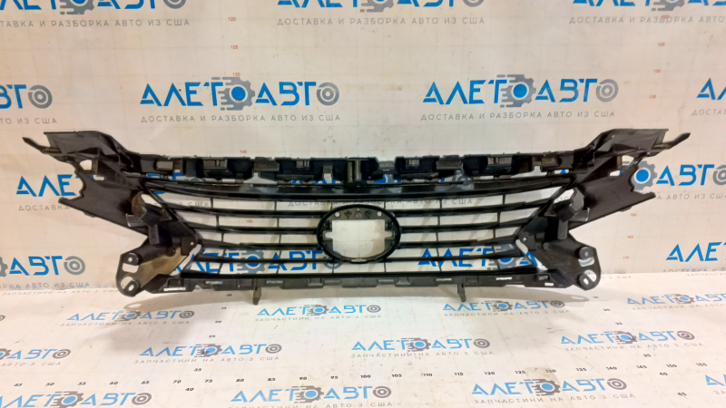 Решетка радиатора grill Lexus ES300h ES350 16-18 рест