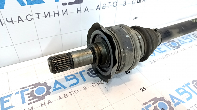 Привод полуось задняя левая BMW X5 X6 E70 E71 07-13 примят кожух