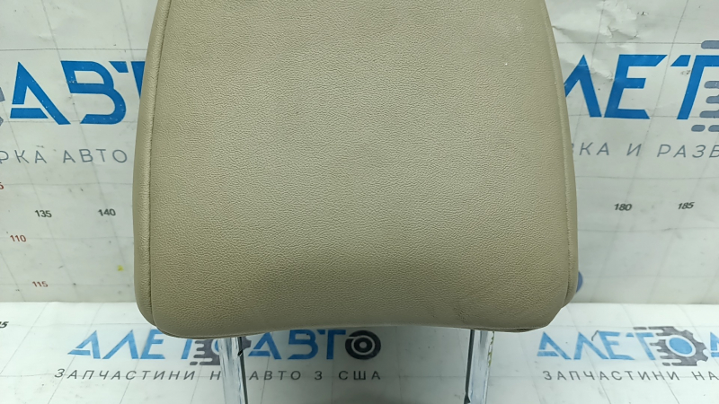 Подголовник передний правый Toyota Camry v50 12-14 usa, кожа бежевая, под чистку, примят