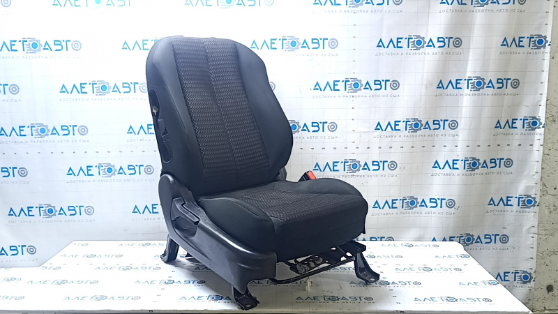 Пассажирское сиденье Mitsubishi Eclipse Cross 18-20 без airbag, механическое, ткань, черная