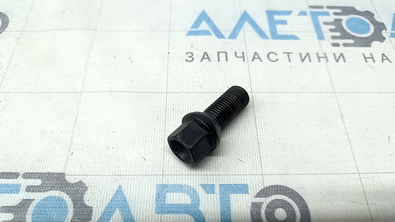 Болт колесный d17 M14x1.5 Audi Q3 83A 19-25 тип 2