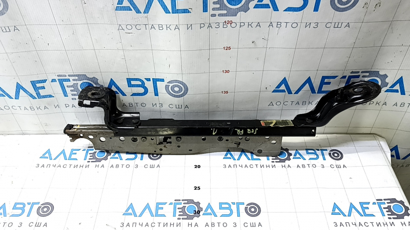 Салазка пассажирского сиденья левая Toyota Sequoia 08-09 механическая, без каркаса