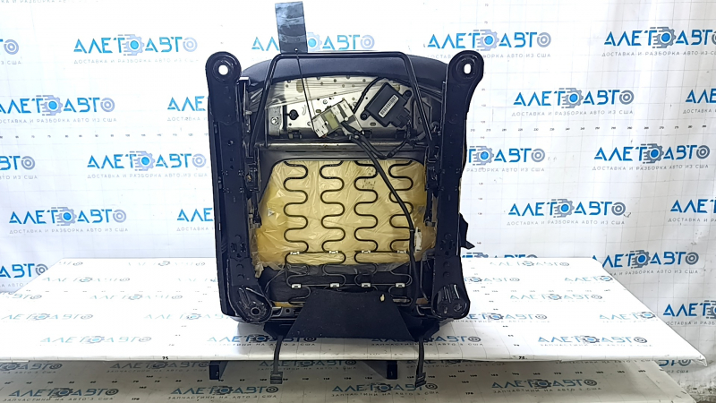 Пассажирское сиденье Nissan Leaf 13-13 без airbag, механичическое, подогрев, ткань черная