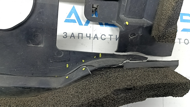 Дефлектор радиатора центральный Mazda 6 18-21 надломан, трещины