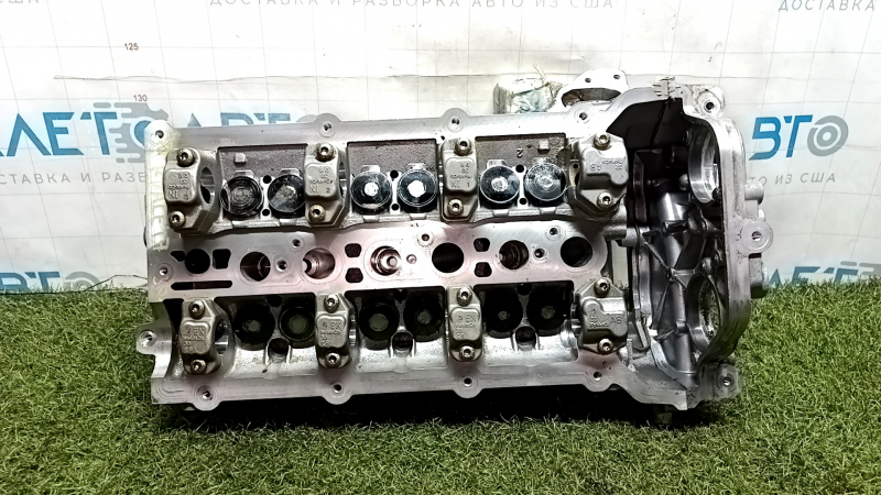 Головка блока цилиндров голая правая Jaguar F-Pace X761 17-20 3.0t AJ126 с клапанами и гидрокомпенсаторами