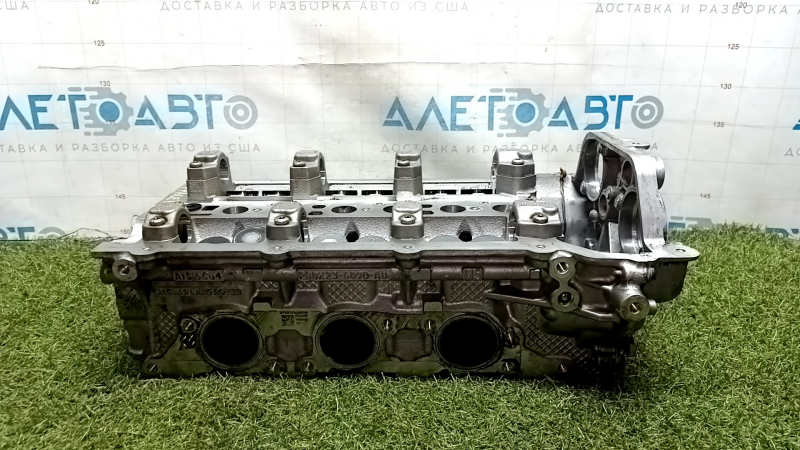 Головка блока цилиндров голая правая Jaguar F-Pace X761 17-20 3.0t AJ126 с клапанами и гидрокомпенсаторами