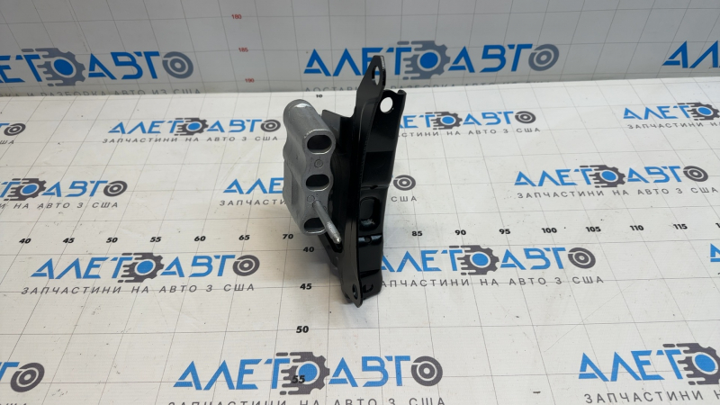 Подушка двигателя левая Toyota Prius 50 16-22