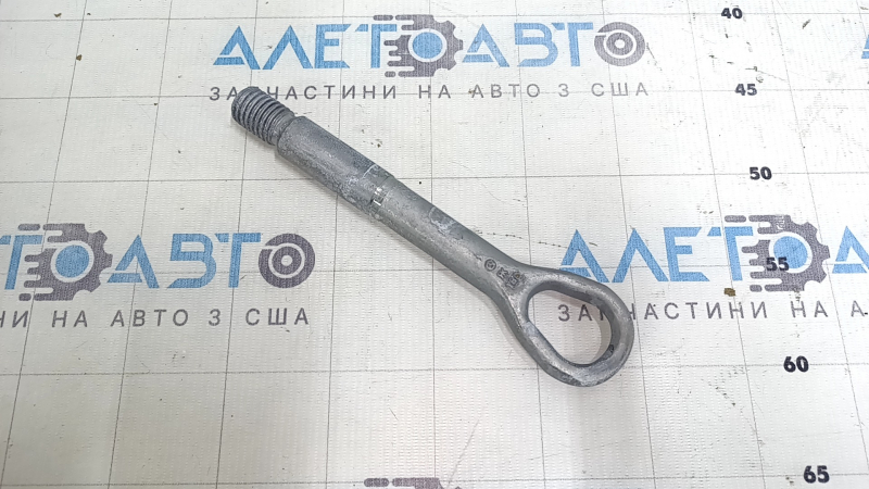Гакси буксирувальні Mercedes C-class W205 19-21
