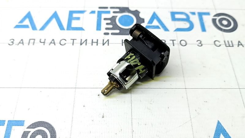 Прикуриватель багажника BMW 5 F10 11-16 с крышкой
