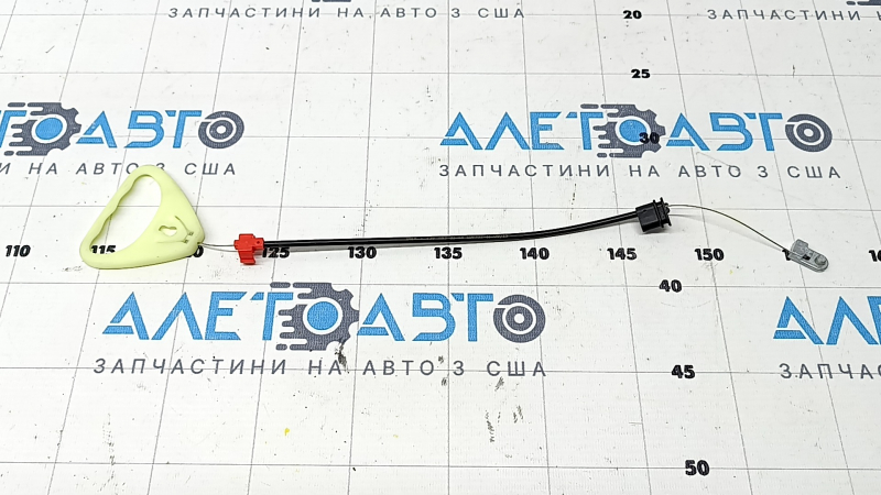Ручка аварийного открытия крышки багажника BMW 5 F10 11-16 с тросом