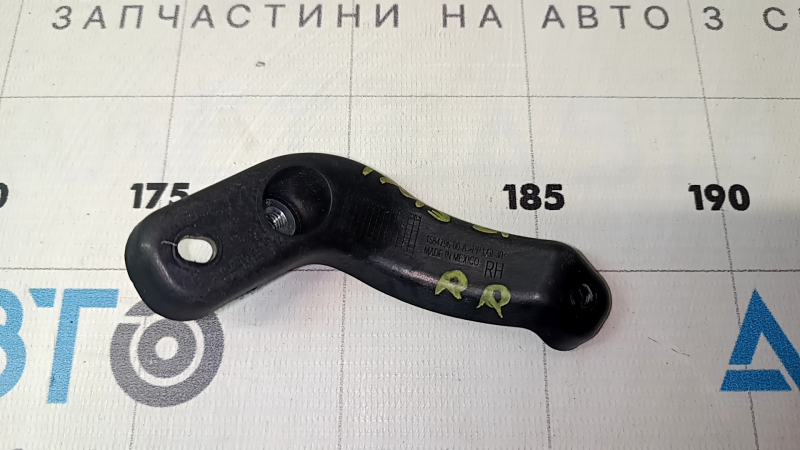 Кронштейн двери задней правой Tesla Model S 21-26