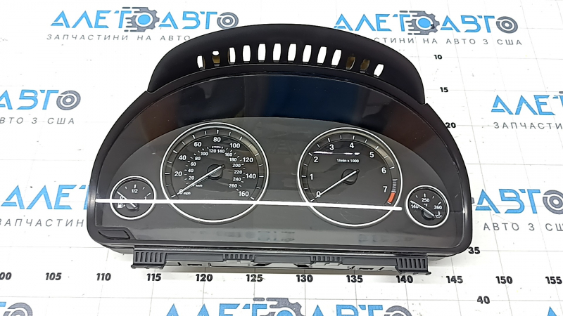 Щиток приборов BMW 5 F10 14-16 111к, царапины