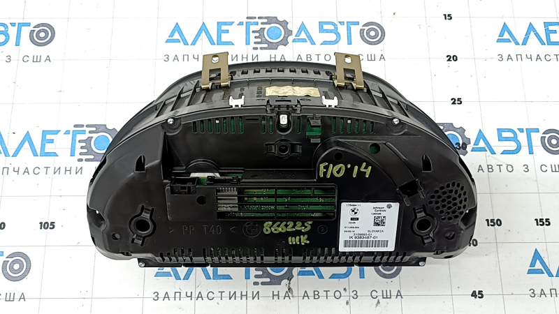 Щиток приборов BMW 5 F10 14-16 111к, царапины