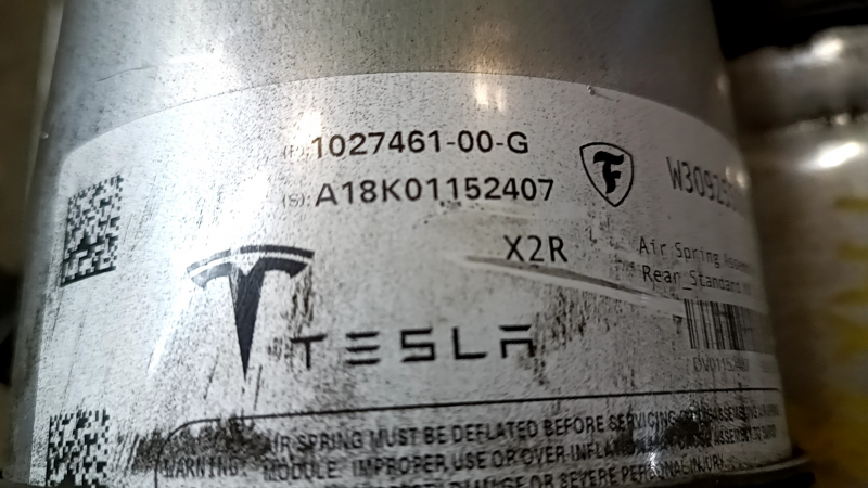 Пневмостойка задняя правая Tesla Model X 16-21 тип 3