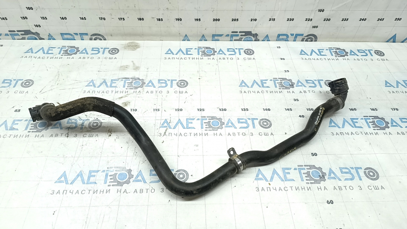 Патрубок системы охлаждения Mercedes C-class W205 300 19-21 с датчиком