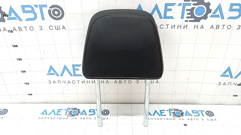Подголовник 2 ряда левый VW Atlas 24-26 кожа черная белая строчка