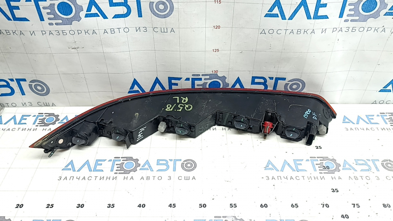 Фонарь заднего бампера левый Audi Q5 80A 18-20 царапины