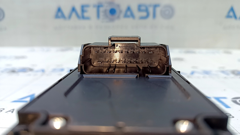 Управление пассажирским сидением Lincoln MKC 15-19 с кнопками бежевыми, хром