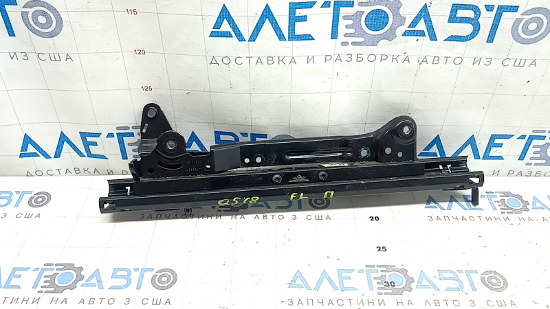 Салазка пассажирского сиденья левая Audi Q5 80A 18-24 электро, без каркаса
