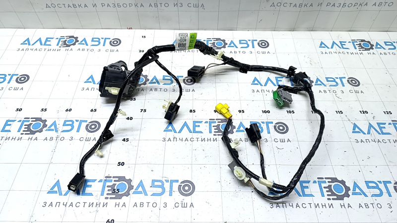 Проводка пассажирского сиденья Ford Escape MK3 13-19