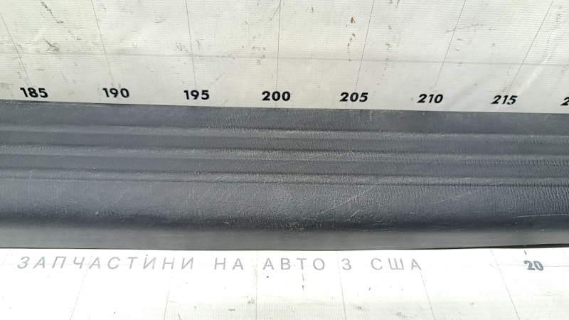 Накладка порога передняя правая Mazda CX-5 17-25 черная, царапины