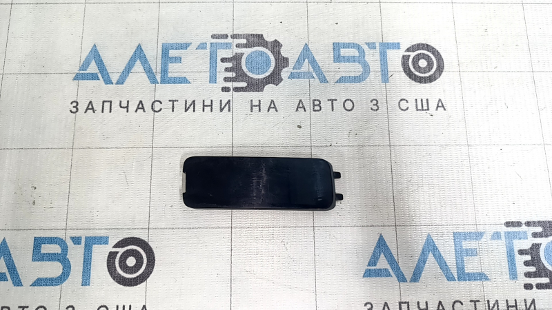 Заглушка фонаря внешнего правого Mazda CX-5 22-25