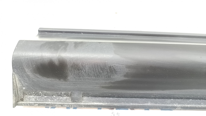 Накладка двери нижняя передняя правая Mazda CX-5 17-24 структура