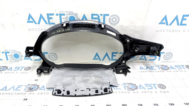 Обрамления щитка приборов Mazda CX-5 21-23 кожа черная, вставка серая, под 10.3"