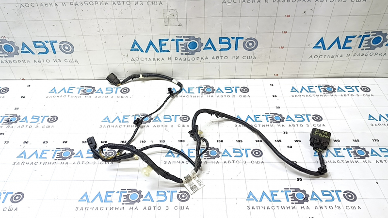 Проводка водительского сиденья Ford Mustang mk6 15-23