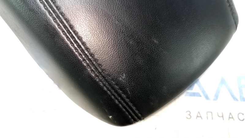 Подлокотник Lincoln MKC 15-19 кожа черная, царапины