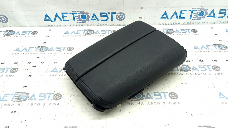 Подлокотник BMW X5 G05 19-22 кожа черная с подогревом, вмятина