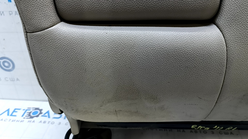 Спинка заднего ряда сидений 2 ряд левая Ford Escape MK3 13-14 кожа серая, с ремнем, примята, под химчистку