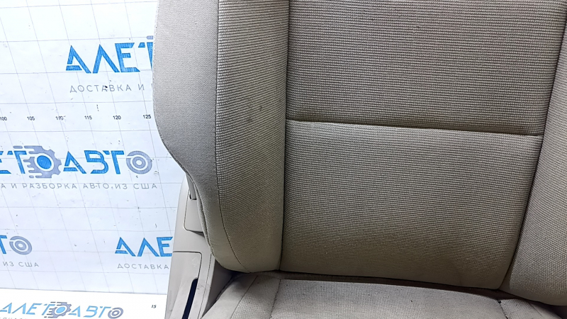 Пассажирское сиденье Jeep Grand Cherokee WK2 14-17 без airbag, механическое, ткань бежевая,под химчистку