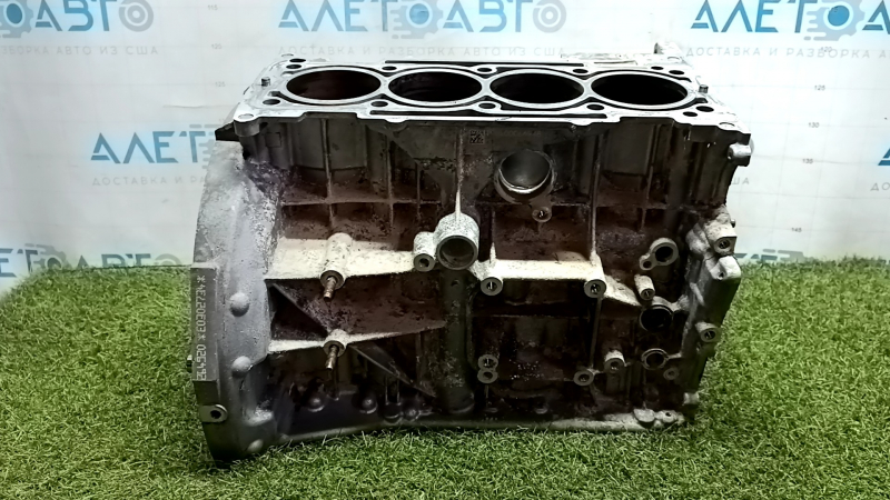 Блок цилиндров голый Mercedes C-class W205 300 19-21 M264 2.0T под хонинговку
