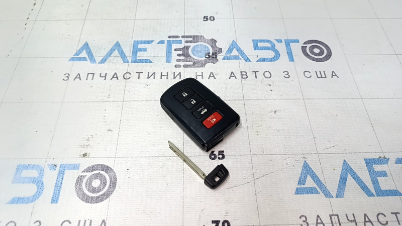 Ключ Toyota Avalon 13-18 smart 4 кнопки, тычки, царапины